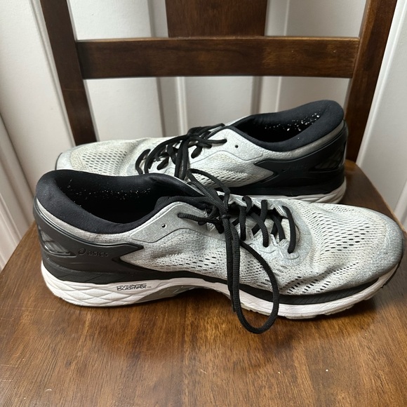 Asics Dynamic Duomax gel Kayano 24 Black and Gray Athletic Sneakers Size 13 - Picture 8 of 11